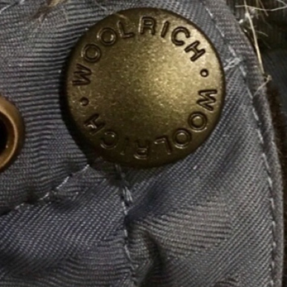 Woolrich Puffer Jacket w/ Removable Hood - Picture 11 of 13